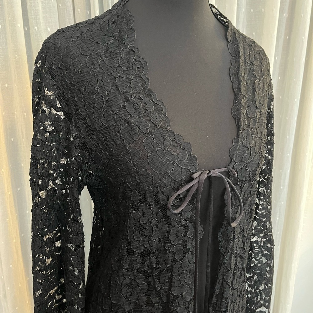 Miss Elaine Black Floral Lace Robe